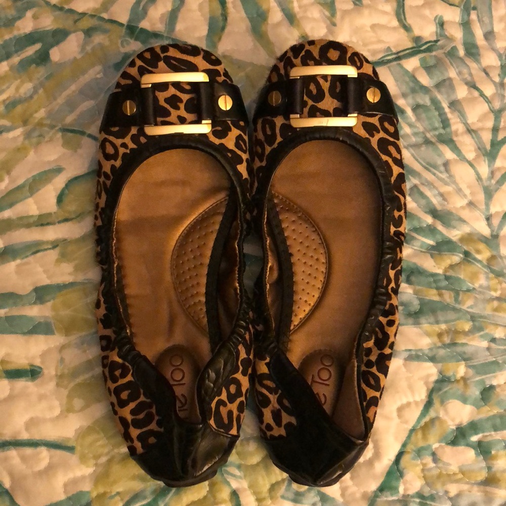 Me Too flats! Super cute!